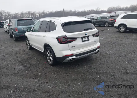2022 BMW X3 xDrive30I z USA, uszkodzony, nr VIN 5UX53DP01N9L04952